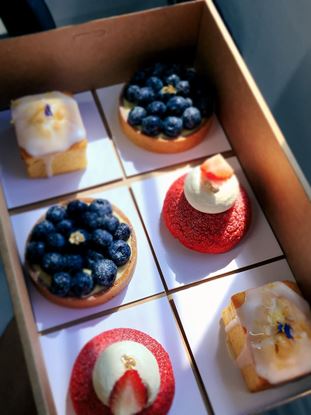 Picture of Afternoon Tea Box of 6